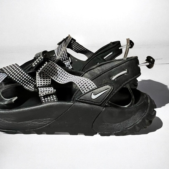 ?Nike Oneonta Black/Pure Platinum/Wolf Grey Sandal Men\'s Size 11 main image 8